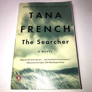 The Searcher by Tana French, Novel, Paperback, pre-owned, pet/smoke free home